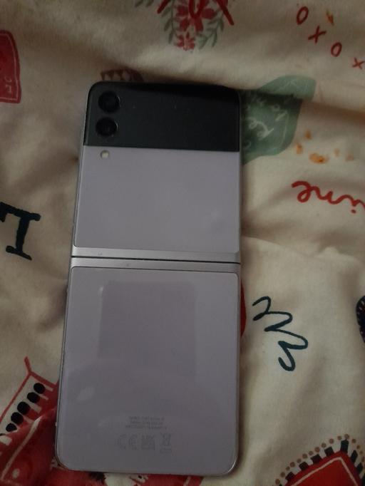  — samsung flip