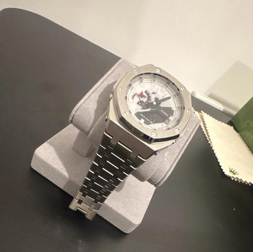  — Men’s custom g shock watch