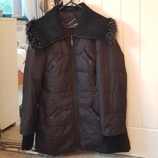  — LADIES PINEAPPLE COAT 14