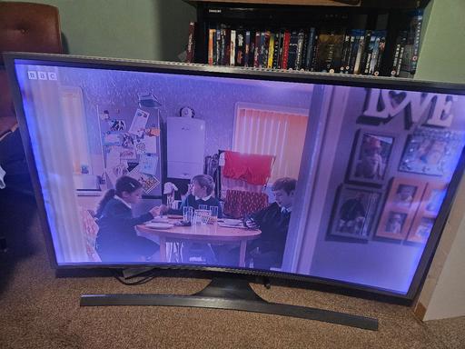 — Samsung 3d UHD 48 inch smart tv