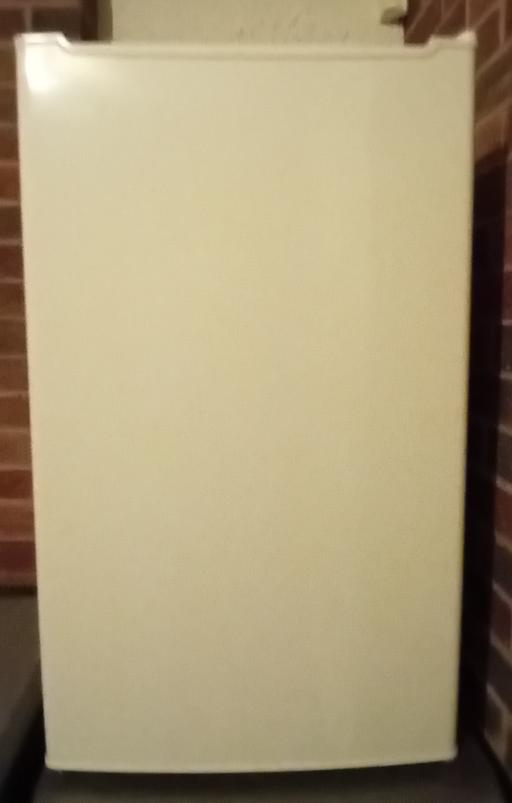 — Fridge