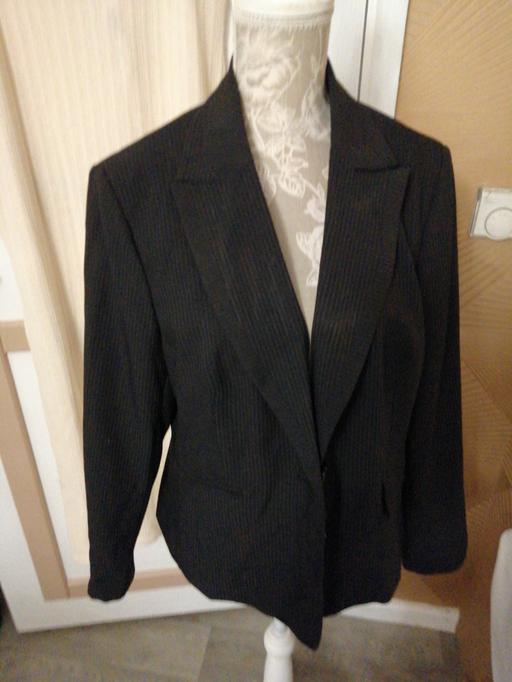  — ladies size *16* Petite