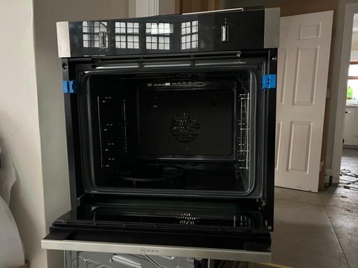  — Neff oven