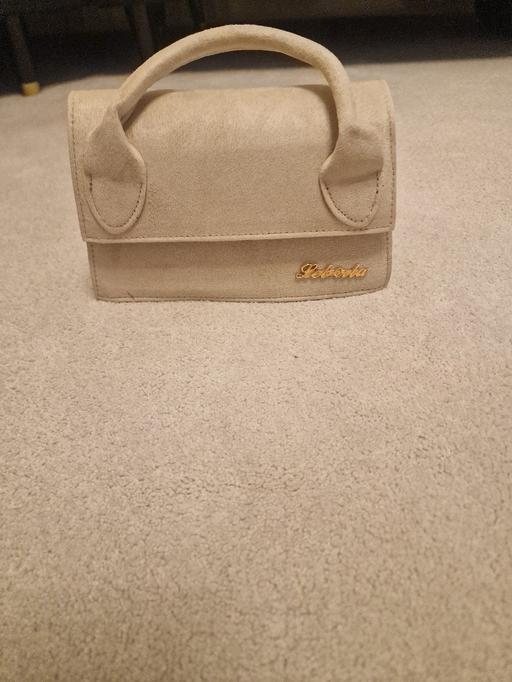 — womens shoulder bag