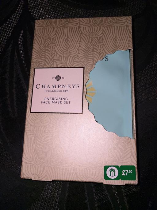  — New Champneys facemask set