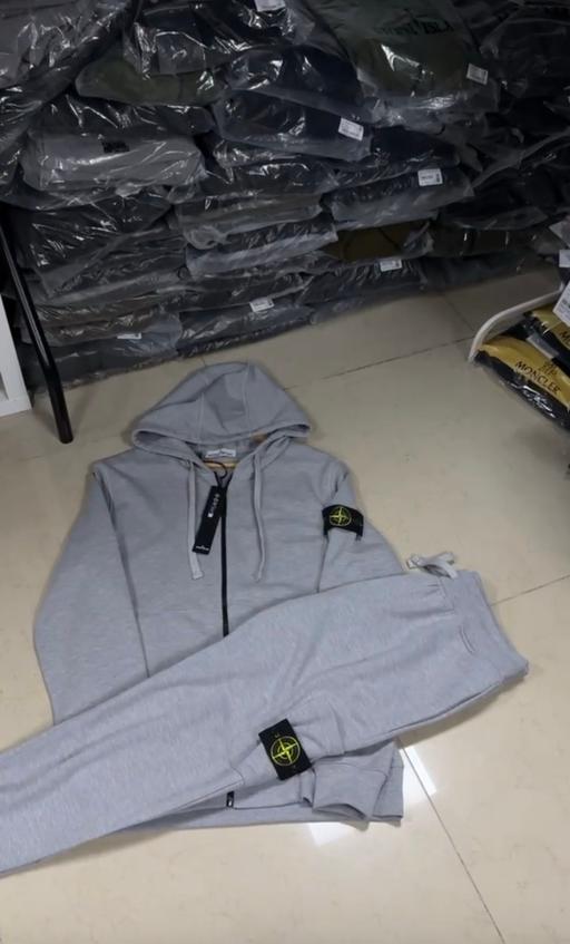  — Tracksuits