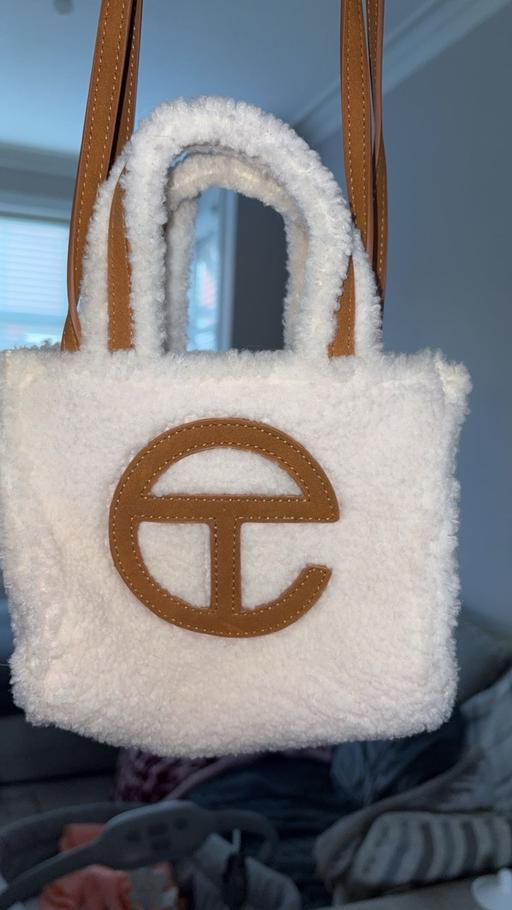  — fluffy bag