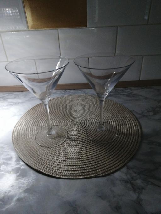  — (2) Wineglass