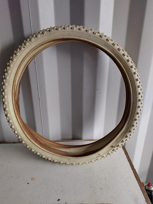  — Mountain bike tyres