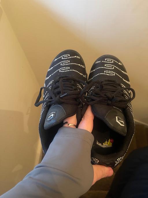  — Nike tns size 3