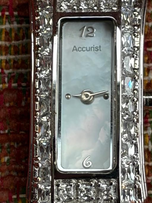  — Accerist LB1265 ladies watch silver
