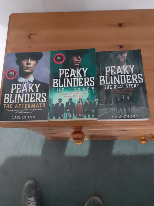  — Peaky Blinders Books(LU33BY)