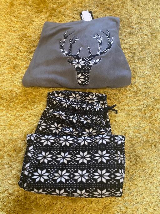  — Men’s pyjamas in lovely fleece fabric size XL