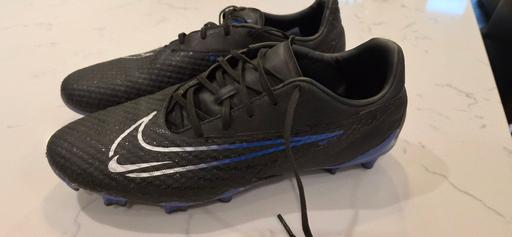  — Nike Phantom football boots (UK Size Men 8.5)