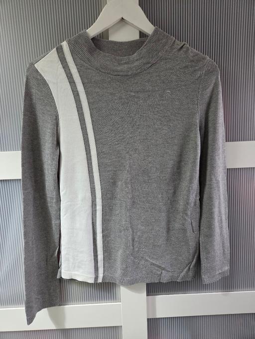  — Age 11-12 RIVER ISLAND thin jumper