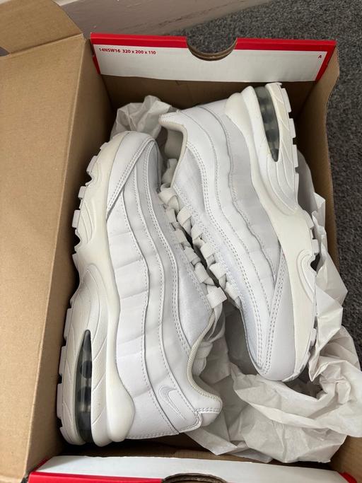  — BRAND NEW AIR MAX 95