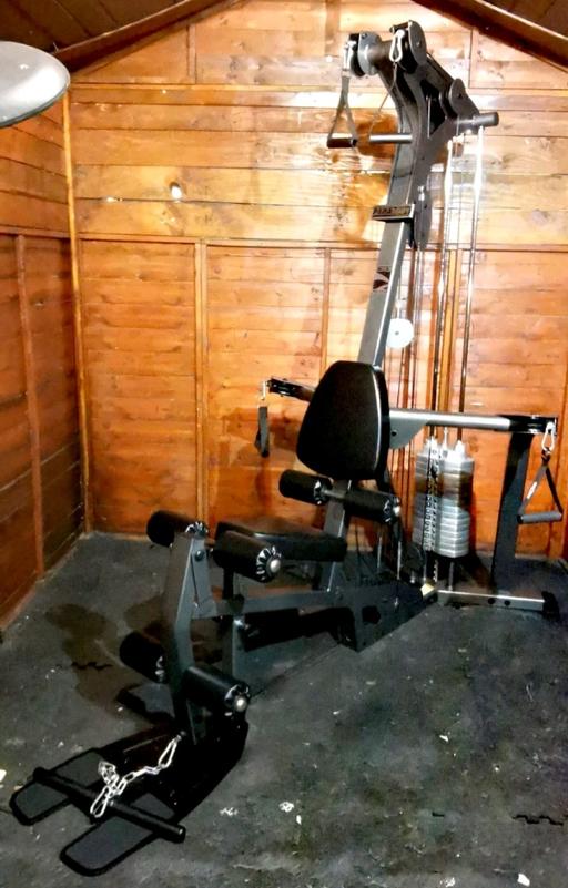  — Commercial grade multi gym Parabody