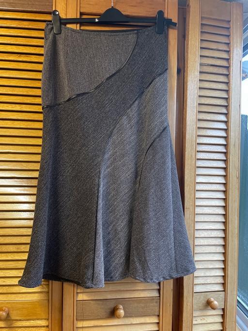  — A line skirt