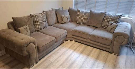 — Corner sofa