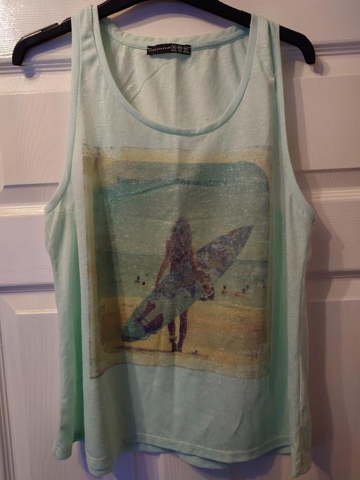  — Women's vest top size 16
