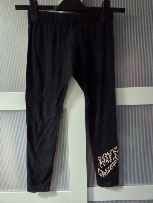  — 128-137cm NIKE leggings