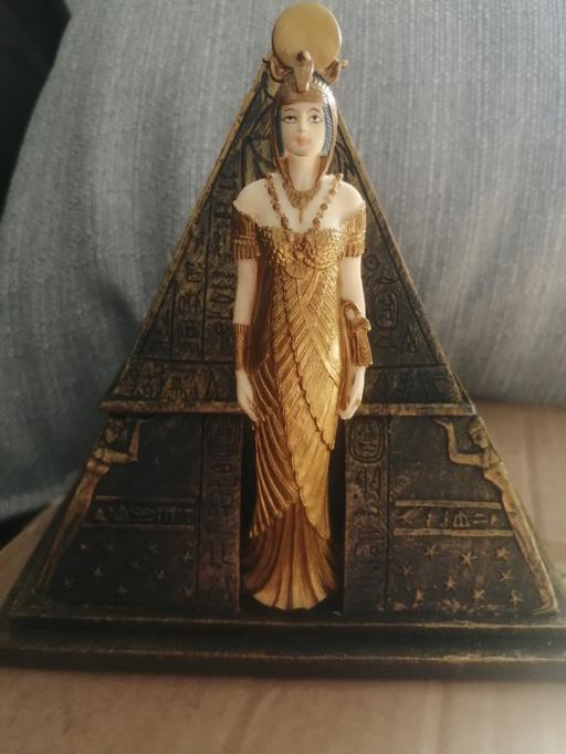  — New Egyptian Queen pyramid jewelry box RRP£30