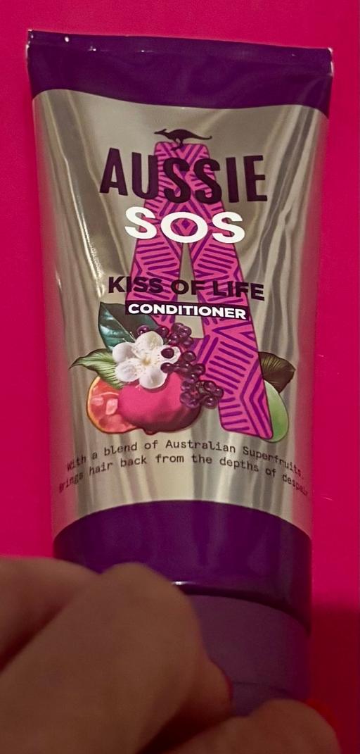  — Aussie SOS Kiss Of Life Hair Conditioner