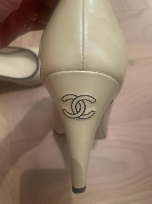  — Chanel shoes genuine