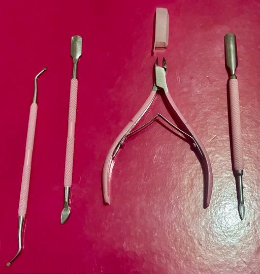  — Used a couple of times cuticle nipper set