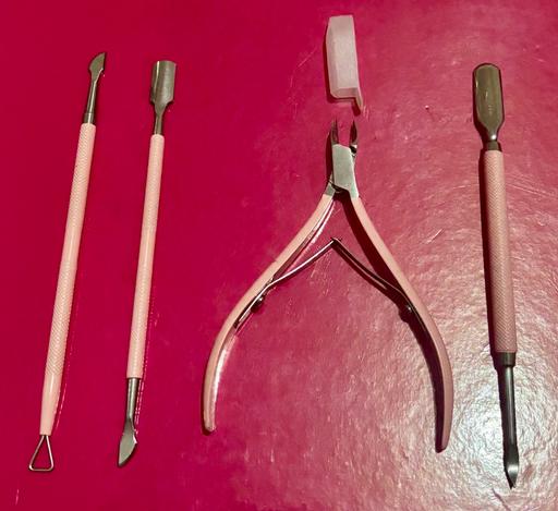  — Used a couple of times cuticle nipper set