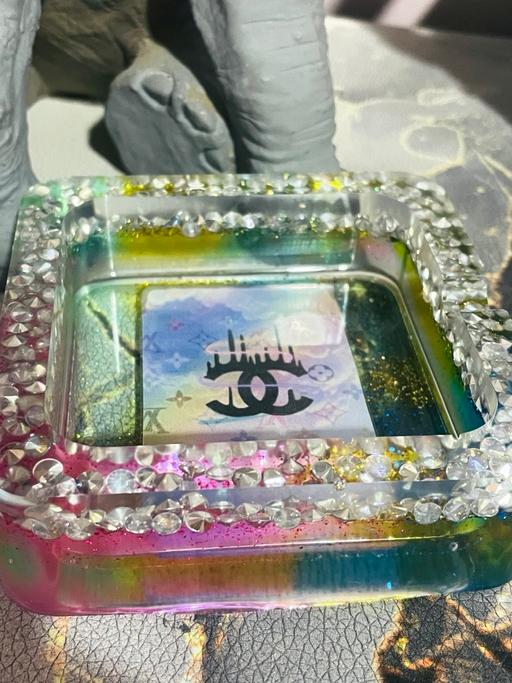  — Handmade ashtray
