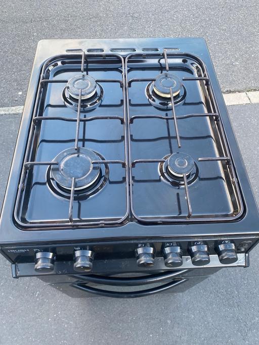  — Gas cooker perfect working