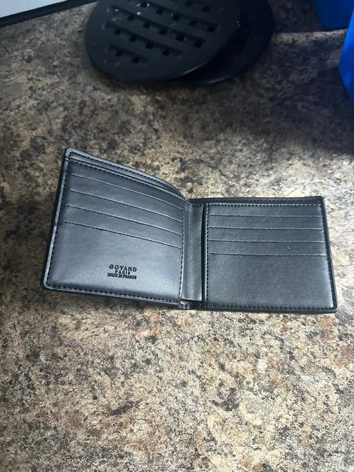  — Goyard wallet