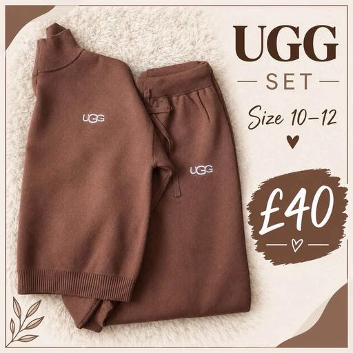  — Ugg tracksuit