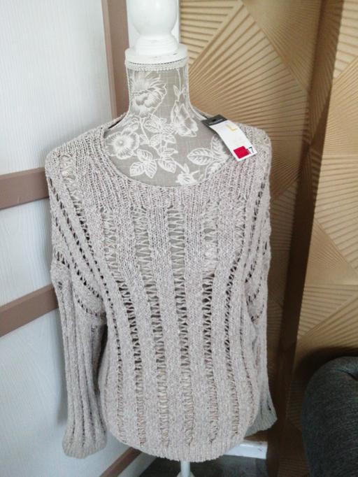  — ladies Jumper size *14 /16*