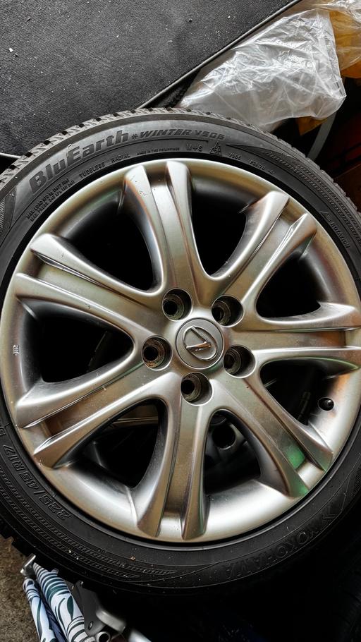  — Lexus Wheels