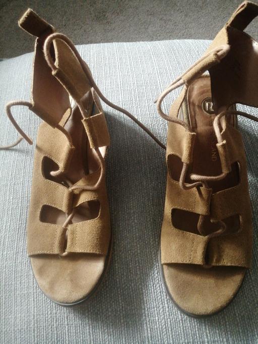  — ladies size 5 River Island lace up shoes
