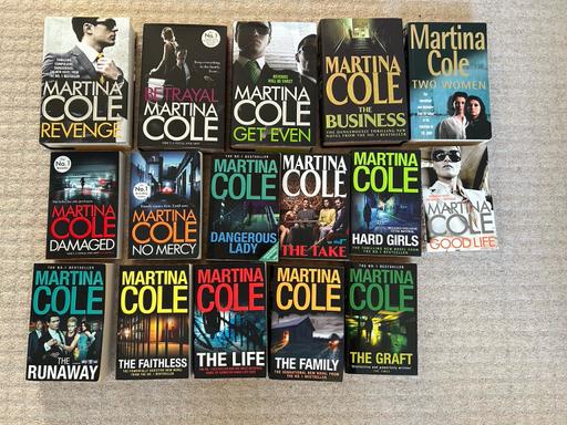 — Job lot of Martina Cole books