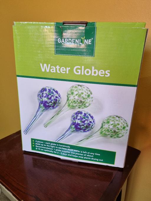  — x3 Glass Water Globes