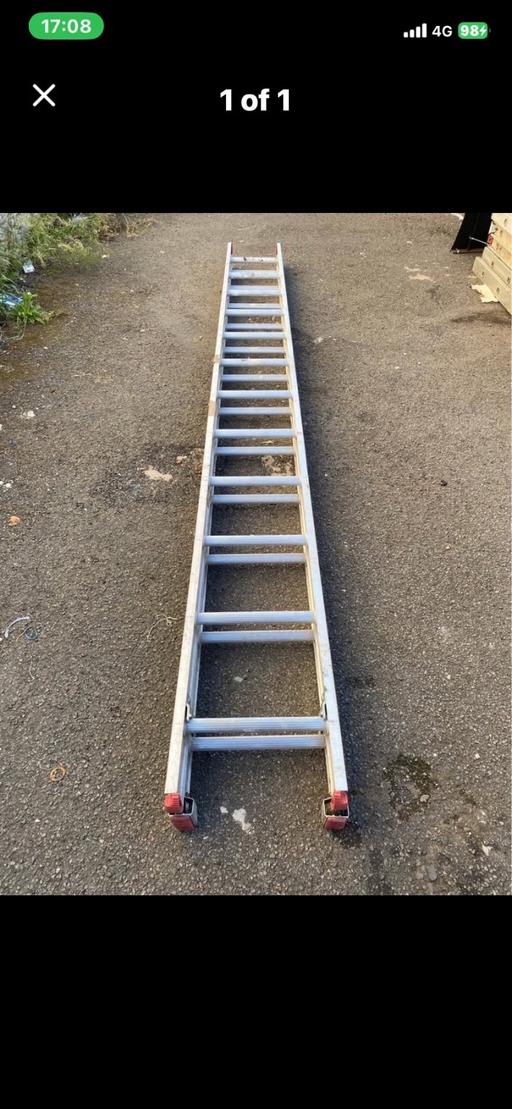  — 7 meters extension ladder I can deliver