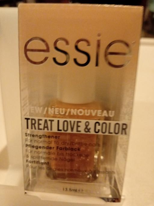  — brand new ladies Nail polish gift set