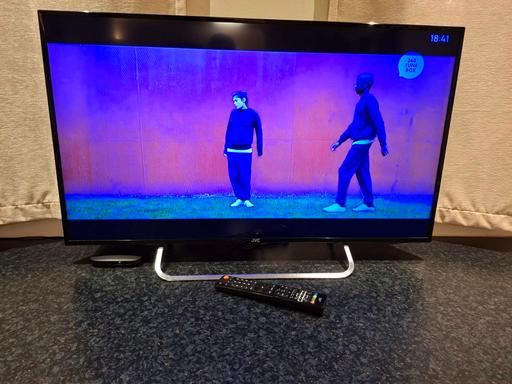  — JVC ANDROID TV 40" Smart Full HD LED TV