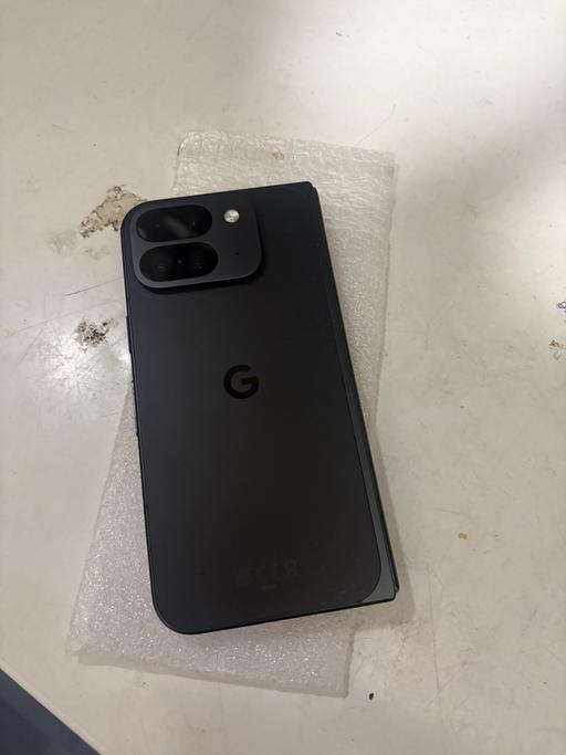  — Google pixel pro 9 XL Fold 256gb