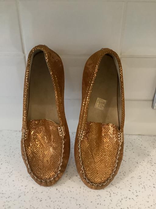  — Gold moccasins 7