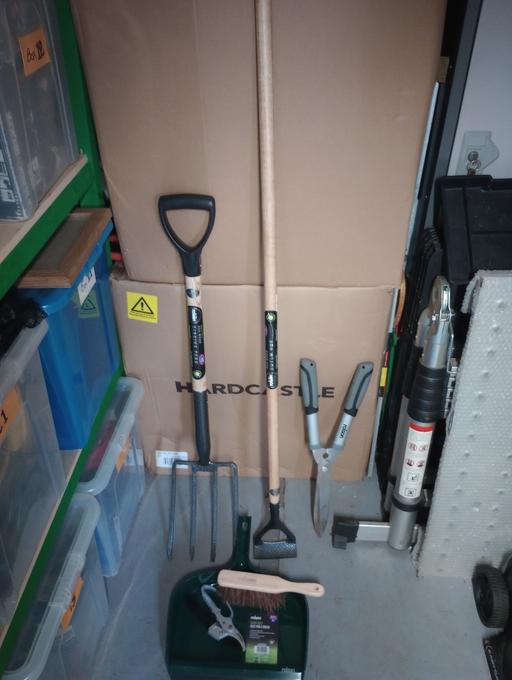 — job lot gardening tools
