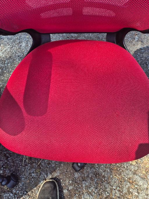  — RED ERGONOMIC OFFICE CHAIRS