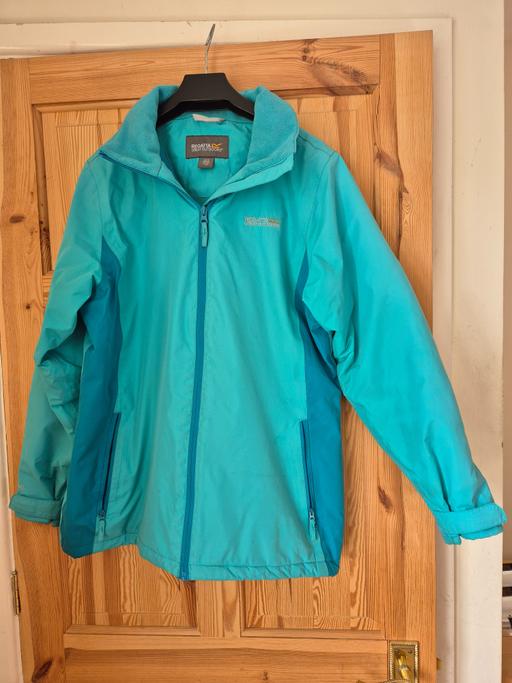  — Womens Regatta Outdoor Coat – Size 14