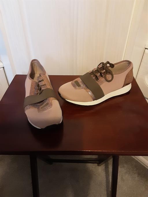  — Ladies Trainers