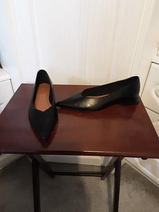  — Ladies ASOS flat shoes