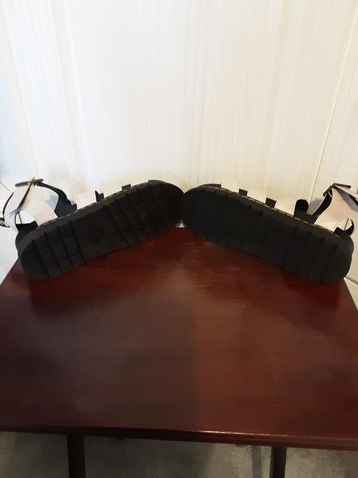  — Ladies Dune Heels